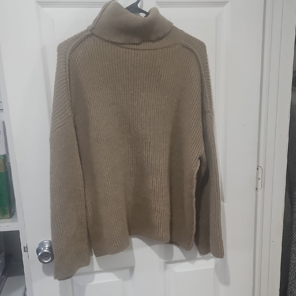 Bundle Sale | 4 For $20 |SHEIN Classic Brown Turtleneck Sweater Size Large